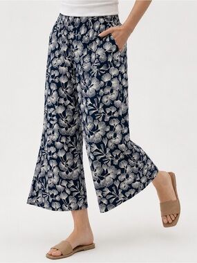 Holbrook jersey print crop pant wide leg navy white pullon Medium Casual Comfy